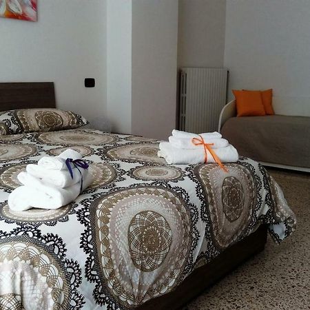 B&B Malaga Salerno Esterno foto