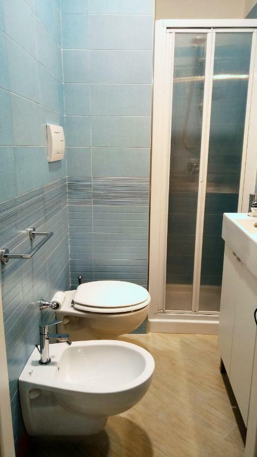 B&B Malaga Salerno Esterno foto